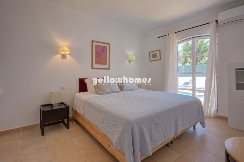 Bela casa de campo numa zona residencial perto de Vilamoura